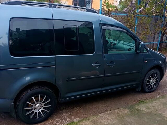 Сірий Фольксваген Кадді, об'ємом двигуна 1.9 л та пробігом 310 тис. км за 8500 $, фото 1 на Automoto.ua