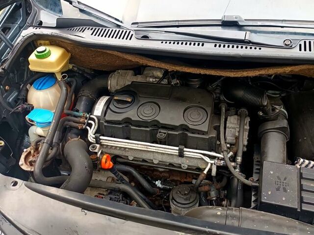 Сірий Фольксваген Кадді, об'ємом двигуна 1.9 л та пробігом 310 тис. км за 8500 $, фото 4 на Automoto.ua