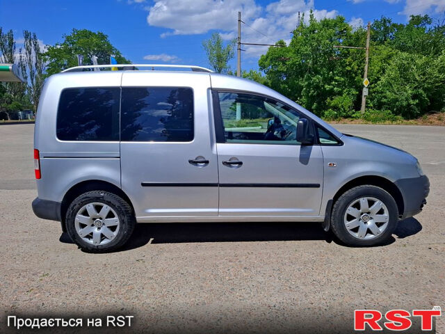 Серый Фольксваген Кадди, объемом двигателя 1.9 л и пробегом 264 тыс. км за 7300 $, фото 3 на Automoto.ua