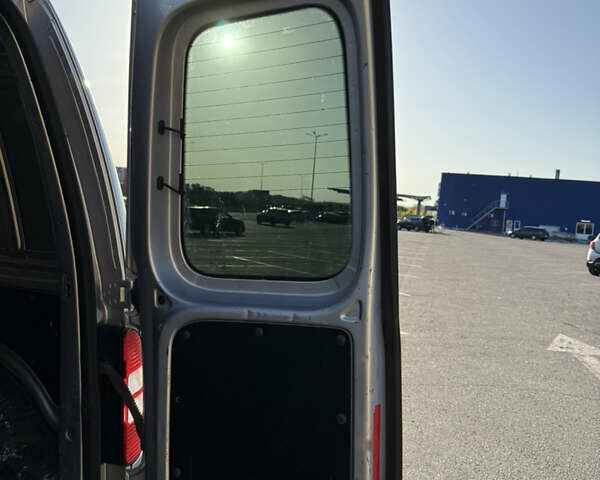 Серый Фольксваген Кадди, объемом двигателя 1.6 л и пробегом 342 тыс. км за 6900 $, фото 10 на Automoto.ua