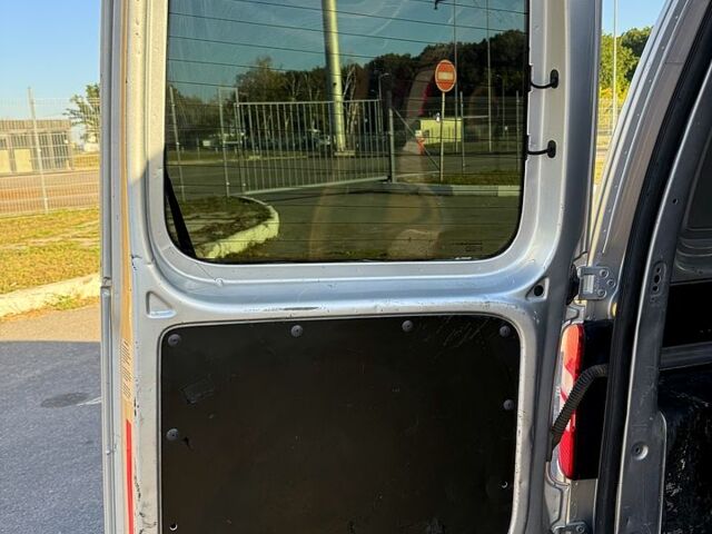 Серый Фольксваген Кадди, объемом двигателя 1.6 л и пробегом 340 тыс. км за 7700 $, фото 8 на Automoto.ua