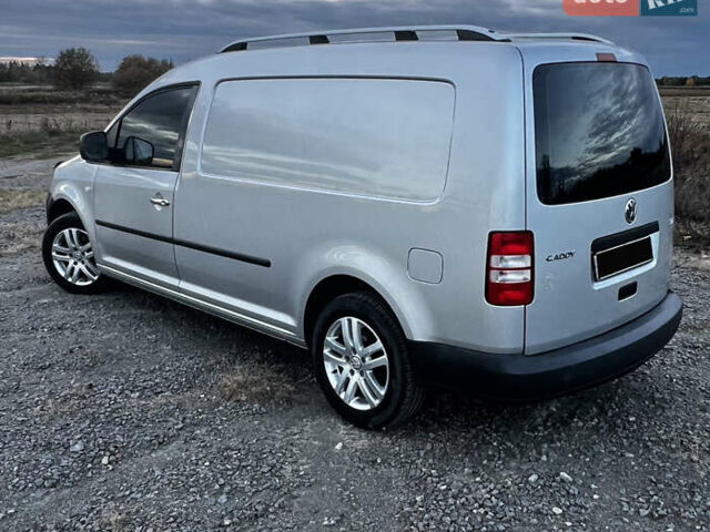Серый Фольксваген Кадди, объемом двигателя 1.6 л и пробегом 270 тыс. км за 9200 $, фото 7 на Automoto.ua