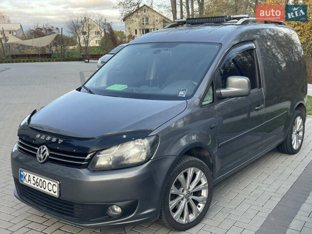 Серый Фольксваген Кадди, объемом двигателя 1.6 л и пробегом 337 тыс. км за 11500 $, фото 3 на Automoto.ua