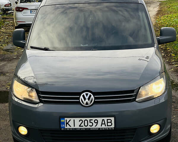 Серый Фольксваген Кадди, объемом двигателя 1.6 л и пробегом 280 тыс. км за 8200 $, фото 7 на Automoto.ua