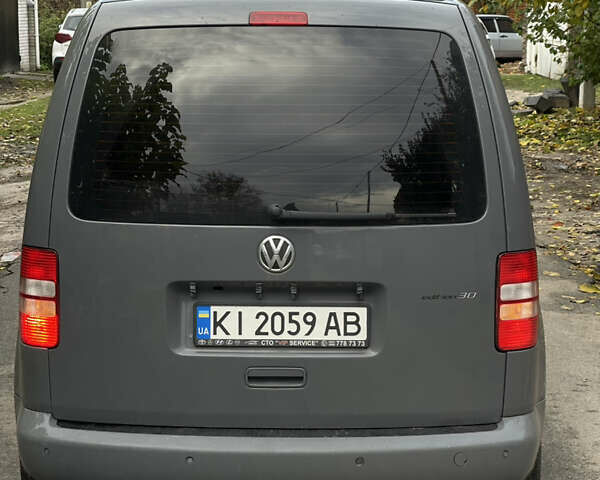 Серый Фольксваген Кадди, объемом двигателя 1.6 л и пробегом 280 тыс. км за 8200 $, фото 1 на Automoto.ua