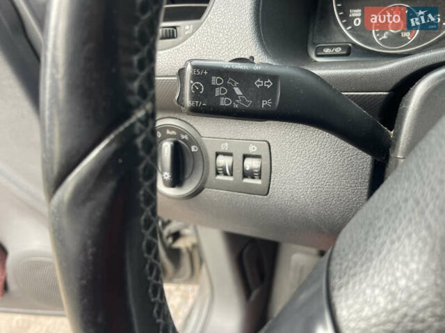 Серый Фольксваген Кадди, объемом двигателя 1.6 л и пробегом 337 тыс. км за 11500 $, фото 12 на Automoto.ua