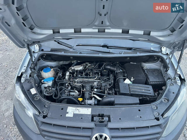 Серый Фольксваген Кадди, объемом двигателя 1.6 л и пробегом 270 тыс. км за 9200 $, фото 11 на Automoto.ua