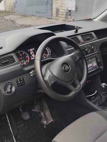 Серый Фольксваген Кадди, объемом двигателя 1.97 л и пробегом 163 тыс. км за 12999 $, фото 9 на Automoto.ua