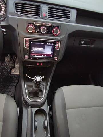 Серый Фольксваген Кадди, объемом двигателя 1.97 л и пробегом 163 тыс. км за 12999 $, фото 12 на Automoto.ua