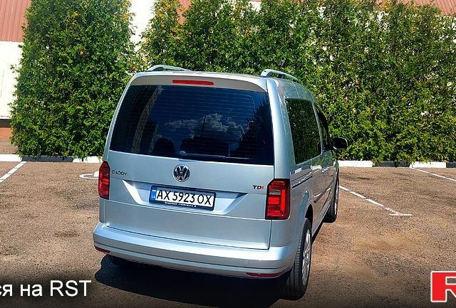 Серый Фольксваген Кадди, объемом двигателя 2 л и пробегом 153 тыс. км за 13999 $, фото 4 на Automoto.ua