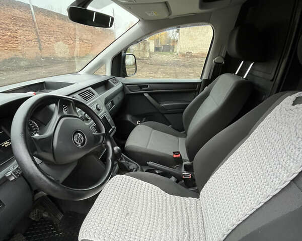 Серый Фольксваген Кадди, объемом двигателя 1.97 л и пробегом 245 тыс. км за 14500 $, фото 7 на Automoto.ua