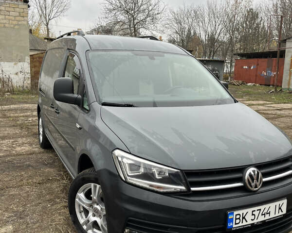 Серый Фольксваген Кадди, объемом двигателя 1.97 л и пробегом 245 тыс. км за 14500 $, фото 3 на Automoto.ua