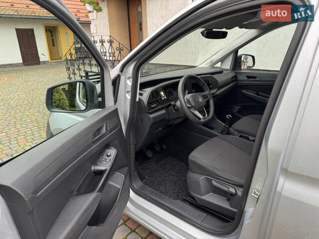 Серый Фольксваген Кадди, объемом двигателя 2 л и пробегом 249 тыс. км за 16800 $, фото 13 на Automoto.ua