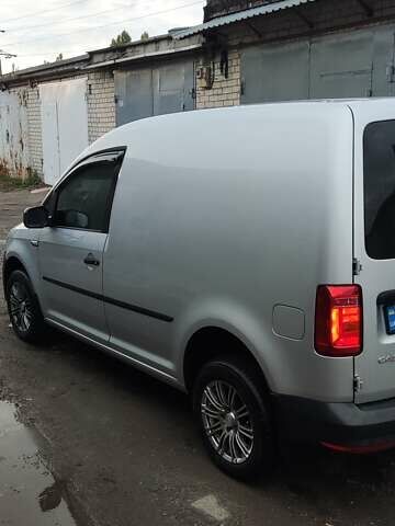 Сірий Фольксваген Кадді, об'ємом двигуна 2 л та пробігом 163 тис. км за 13499 $, фото 7 на Automoto.ua