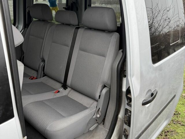 Сірий Фольксваген Кадді, об'ємом двигуна 2 л та пробігом 282 тис. км за 1850 $, фото 7 на Automoto.ua