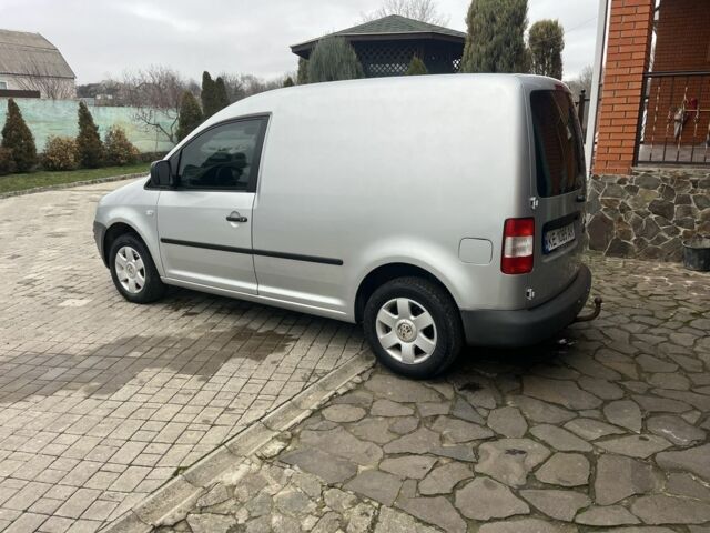 Серый Фольксваген Кадди, объемом двигателя 2 л и пробегом 274 тыс. км за 4999 $, фото 8 на Automoto.ua