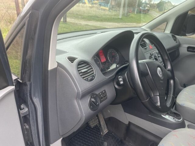 Серый Фольксваген Кадди, объемом двигателя 1.9 л и пробегом 352 тыс. км за 5000 $, фото 4 на Automoto.ua