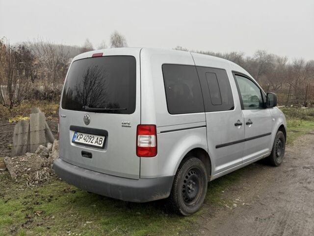 Сірий Фольксваген Кадді, об'ємом двигуна 2 л та пробігом 282 тис. км за 1850 $, фото 2 на Automoto.ua