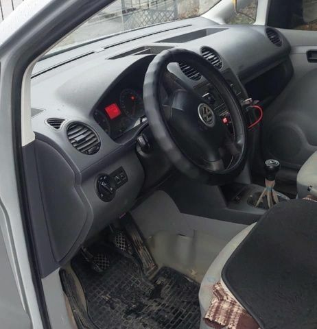 Сірий Фольксваген Кадді, об'ємом двигуна 1.9 л та пробігом 539 тис. км за 3700 $, фото 2 на Automoto.ua