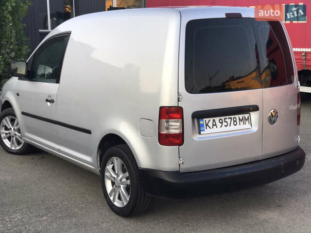 Серый Фольксваген Кадди, объемом двигателя 2 л и пробегом 430 тыс. км за 4599 $, фото 2 на Automoto.ua
