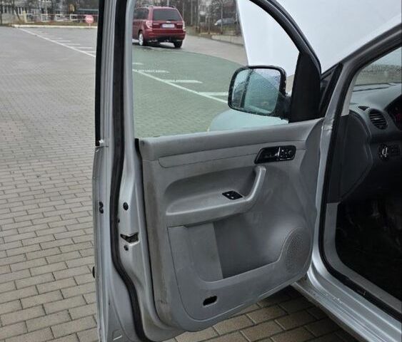 Серый Фольксваген Кадди, объемом двигателя 2 л и пробегом 500 тыс. км за 2549 $, фото 18 на Automoto.ua