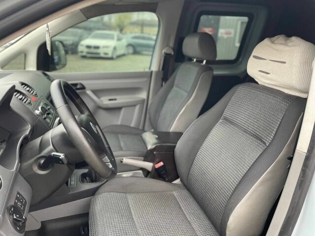 Сірий Фольксваген Кадді, об'ємом двигуна 1.6 л та пробігом 219 тис. км за 5999 $, фото 11 на Automoto.ua