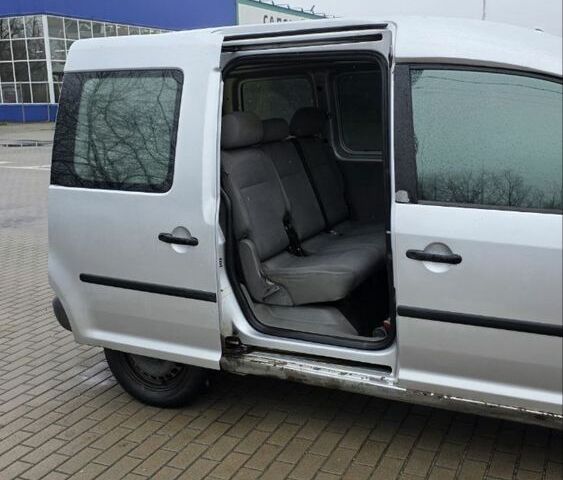 Серый Фольксваген Кадди, объемом двигателя 2 л и пробегом 500 тыс. км за 2549 $, фото 12 на Automoto.ua