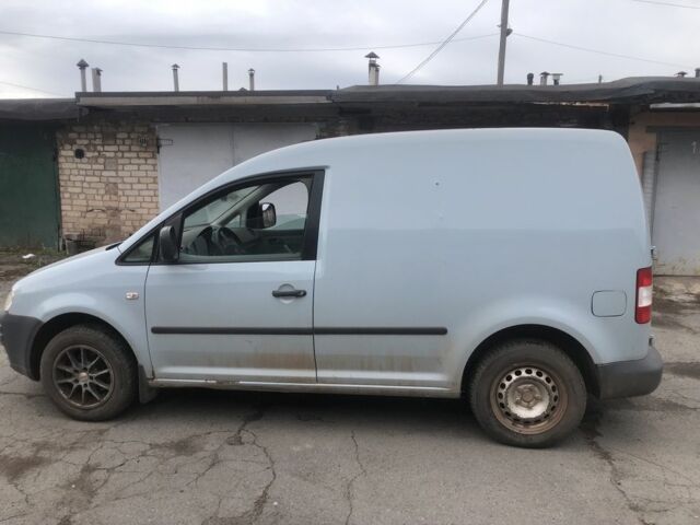 Серый Фольксваген Кадди, объемом двигателя 1.4 л и пробегом 287 тыс. км за 3000 $, фото 2 на Automoto.ua