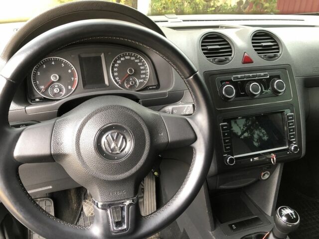 Сірий Фольксваген Кадді, об'ємом двигуна 0 л та пробігом 224 тис. км за 8700 $, фото 14 на Automoto.ua