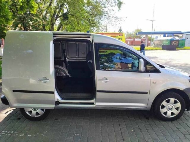 Сірий Фольксваген Кадді, об'ємом двигуна 1.6 л та пробігом 225 тис. км за 7000 $, фото 9 на Automoto.ua