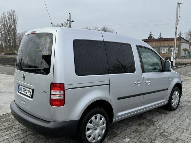 Серый Фольксваген Кадди, объемом двигателя 1.6 л и пробегом 158 тыс. км за 13500 $, фото 3 на Automoto.ua