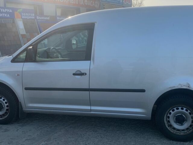 Серый Фольксваген Кадди, объемом двигателя 1.6 л и пробегом 460 тыс. км за 6500 $, фото 3 на Automoto.ua