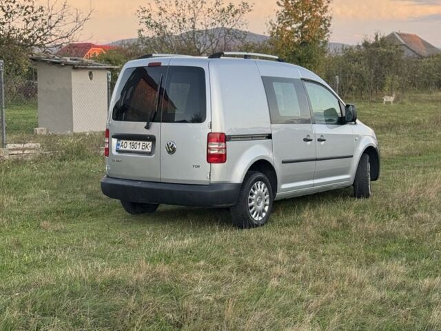 Серый Фольксваген Кадди, объемом двигателя 1.6 л и пробегом 268 тыс. км за 6700 $, фото 5 на Automoto.ua