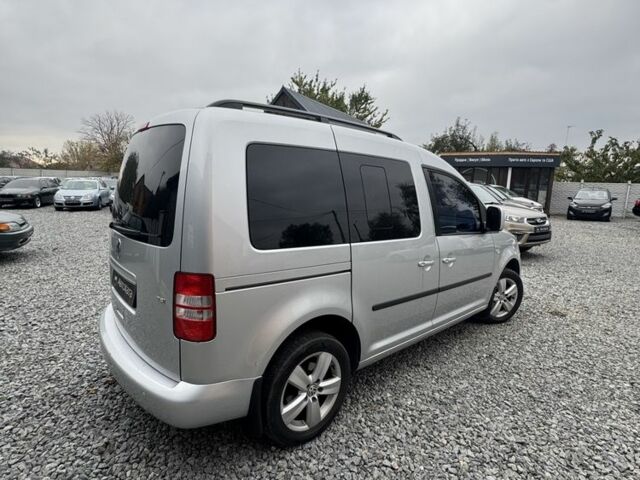 Серый Фольксваген Кадди, объемом двигателя 1.2 л и пробегом 232 тыс. км за 6800 $, фото 3 на Automoto.ua