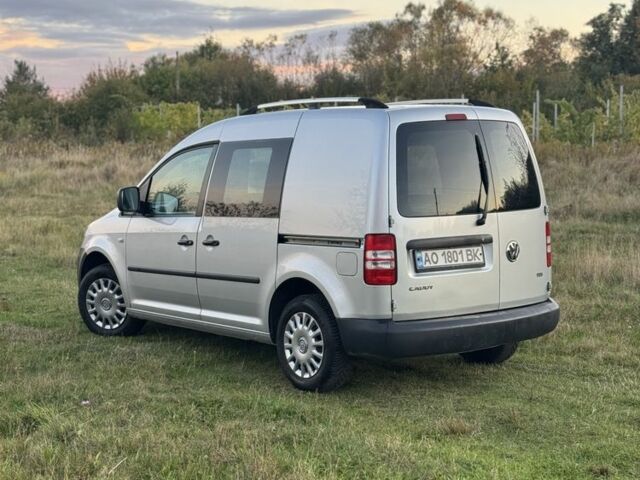 Серый Фольксваген Кадди, объемом двигателя 1.6 л и пробегом 268 тыс. км за 6700 $, фото 4 на Automoto.ua