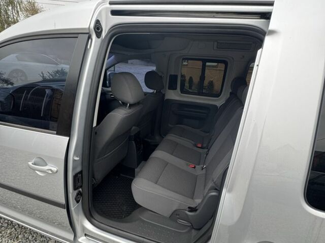 Серый Фольксваген Кадди, объемом двигателя 1.2 л и пробегом 232 тыс. км за 6800 $, фото 5 на Automoto.ua