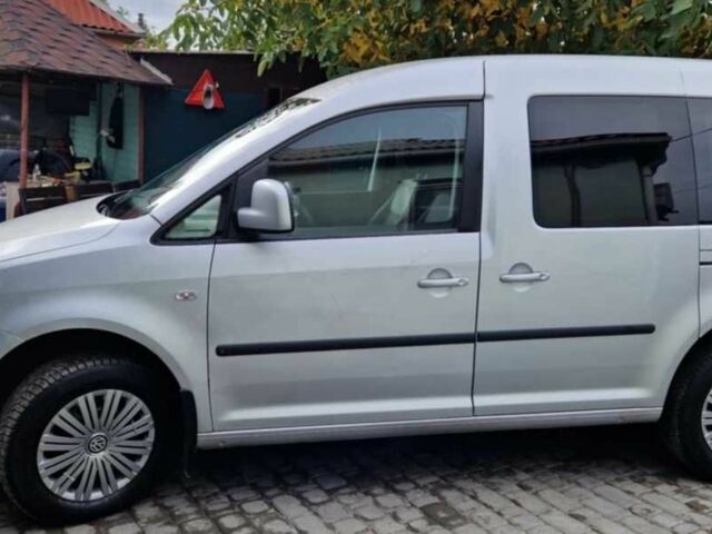 Сірий Фольксваген Кадді, об'ємом двигуна 1.6 л та пробігом 300 тис. км за 11000 $, фото 6 на Automoto.ua