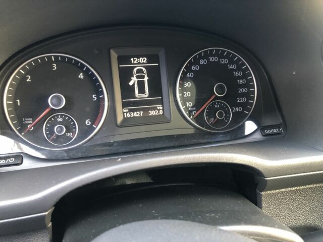 Сірий Фольксваген Кадді, об'ємом двигуна 2 л та пробігом 163 тис. км за 12900 $, фото 6 на Automoto.ua