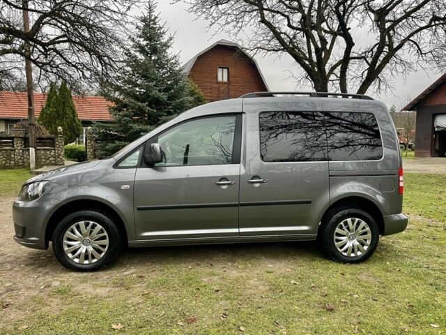 Сірий Фольксваген Кадді, об'ємом двигуна 1.6 л та пробігом 243 тис. км за 11950 $, фото 5 на Automoto.ua