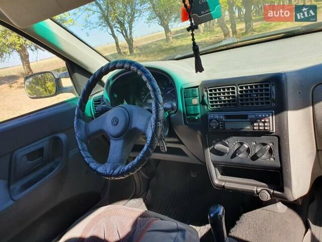 Серый Фольксваген Кадди, объемом двигателя 1.9 л и пробегом 300 тыс. км за 1850 $, фото 4 на Automoto.ua
