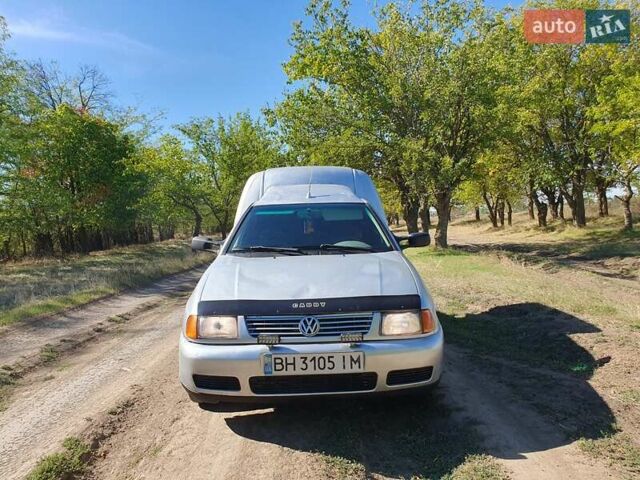 Серый Фольксваген Кадди, объемом двигателя 1.9 л и пробегом 300 тыс. км за 1850 $, фото 16 на Automoto.ua