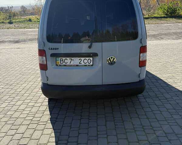 Серый Фольксваген Кадди, объемом двигателя 1.97 л и пробегом 286 тыс. км за 5200 $, фото 5 на Automoto.ua