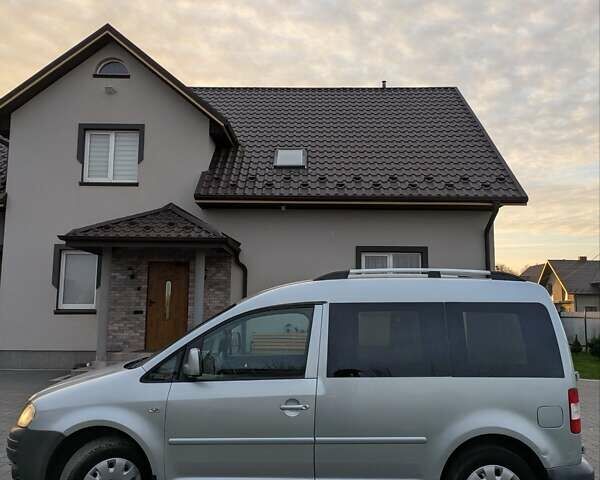 Серый Фольксваген Кадди, объемом двигателя 2 л и пробегом 486 тыс. км за 4650 $, фото 11 на Automoto.ua