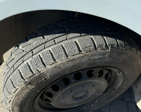 Серый Фольксваген Кадди, объемом двигателя 1.97 л и пробегом 286 тыс. км за 5200 $, фото 15 на Automoto.ua