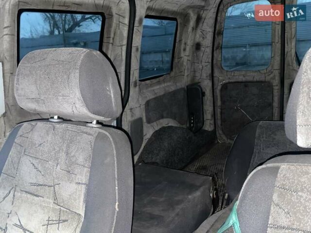 Сірий Фольксваген Кадді, об'ємом двигуна 2 л та пробігом 266 тис. км за 3650 $, фото 14 на Automoto.ua