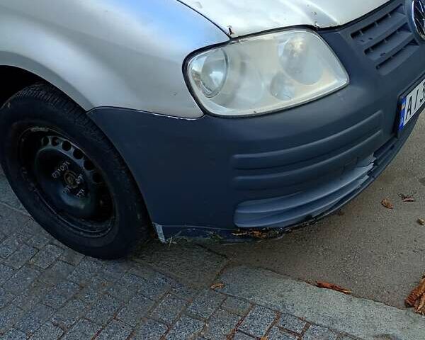 Серый Фольксваген Кадди, объемом двигателя 1.39 л и пробегом 286 тыс. км за 3700 $, фото 5 на Automoto.ua