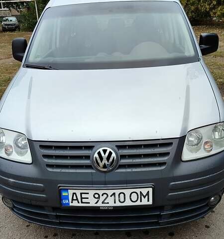 Сірий Фольксваген Кадді, об'ємом двигуна 1.6 л та пробігом 318 тис. км за 6700 $, фото 2 на Automoto.ua