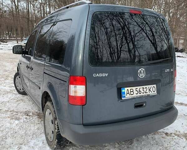 Сірий Фольксваген Кадді, об'ємом двигуна 1.6 л та пробігом 203 тис. км за 6900 $, фото 1 на Automoto.ua