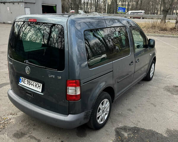 Серый Фольксваген Кадди, объемом двигателя 1.6 л и пробегом 308 тыс. км за 5500 $, фото 3 на Automoto.ua