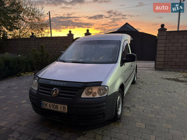 Сірий Фольксваген Кадді, об'ємом двигуна 2 л та пробігом 370 тис. км за 3950 $, фото 2 на Automoto.ua